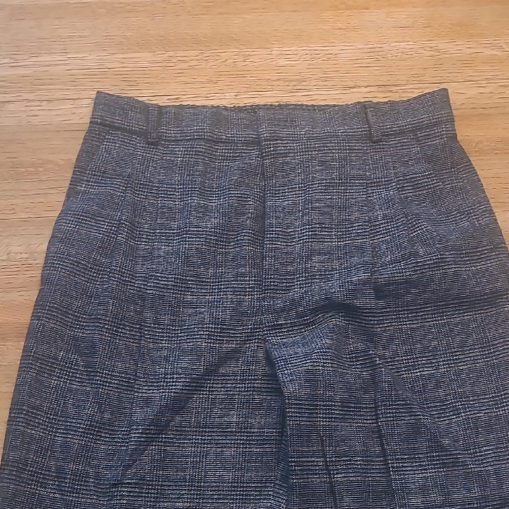 Zara Men's Black and Gray Plaid Shorts